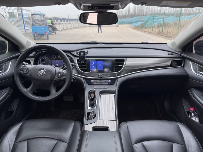 郑州20年别克君越9