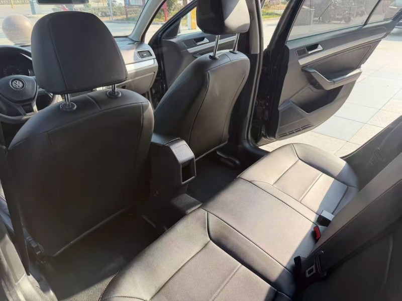 枣庄16年大众朗逸5