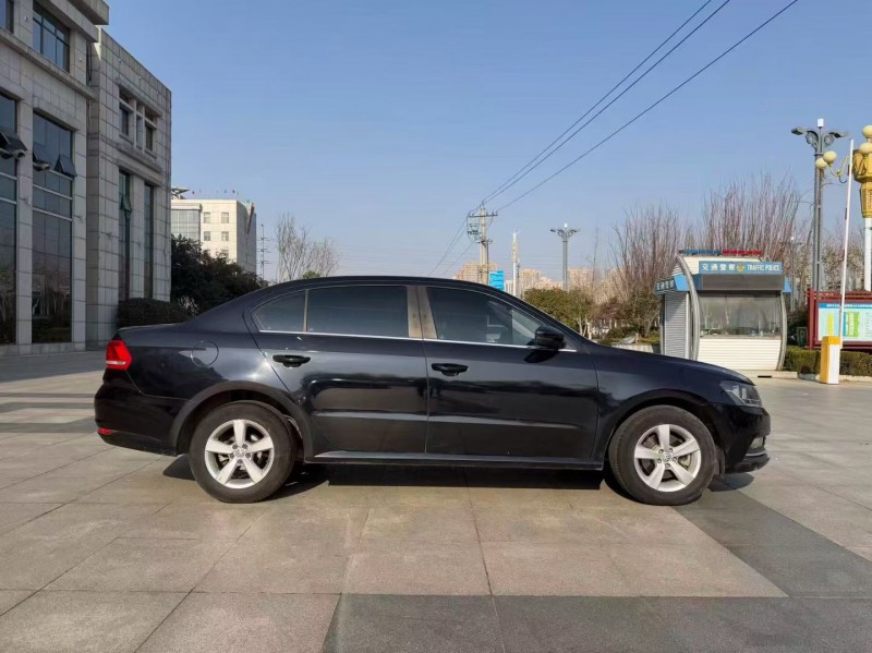 枣庄16年大众朗逸7