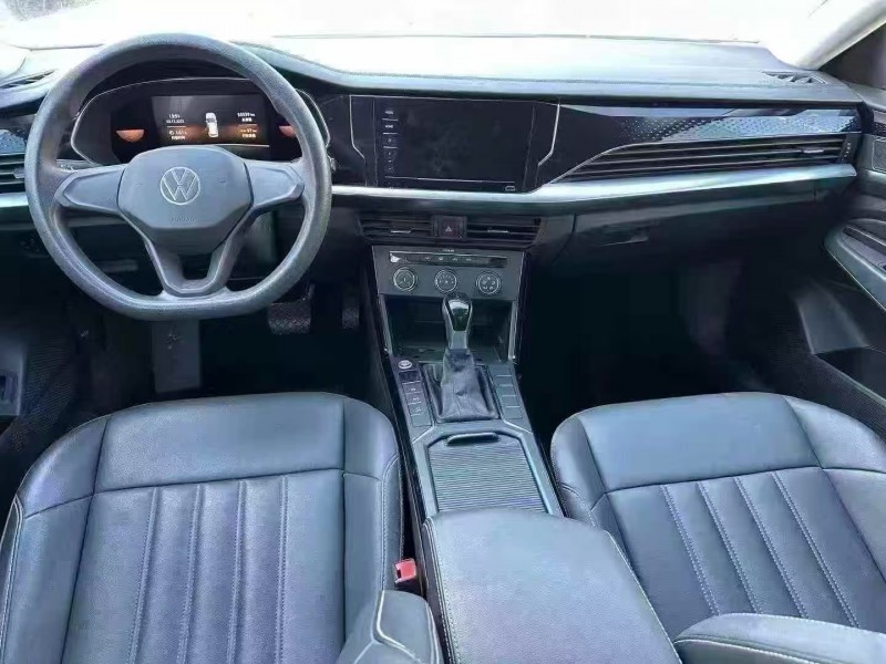 青岛22年大众帕萨特5