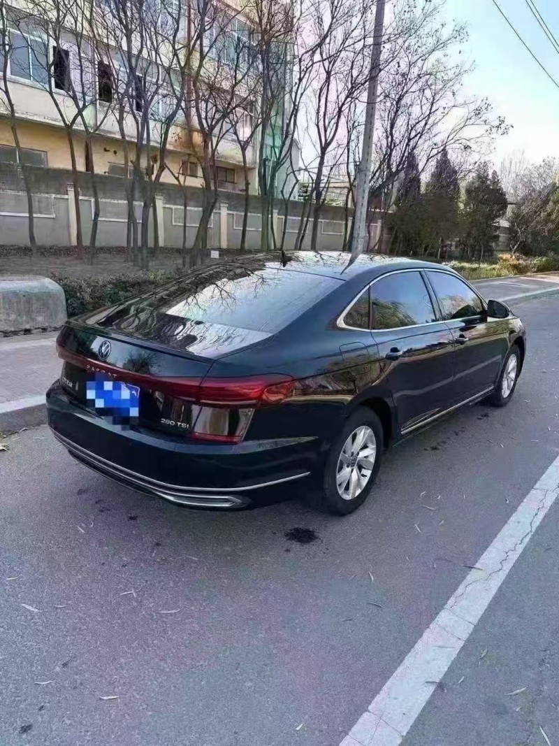 青岛22年大众帕萨特6