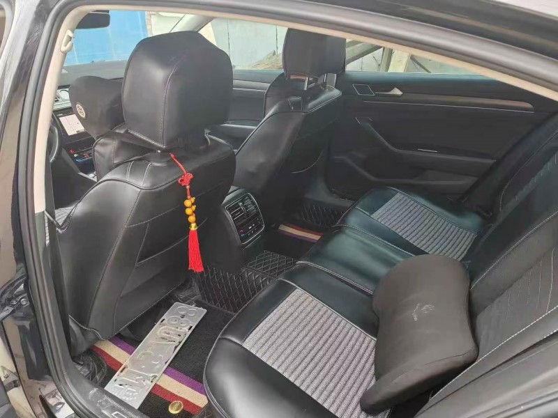 青岛20年大众迈腾4