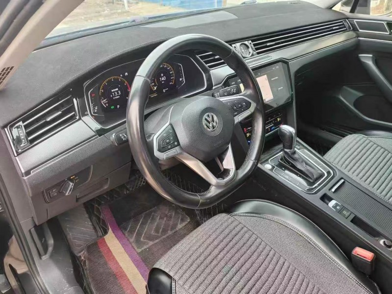 青岛20年大众迈腾6