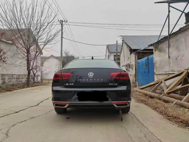 青岛20年大众迈腾7