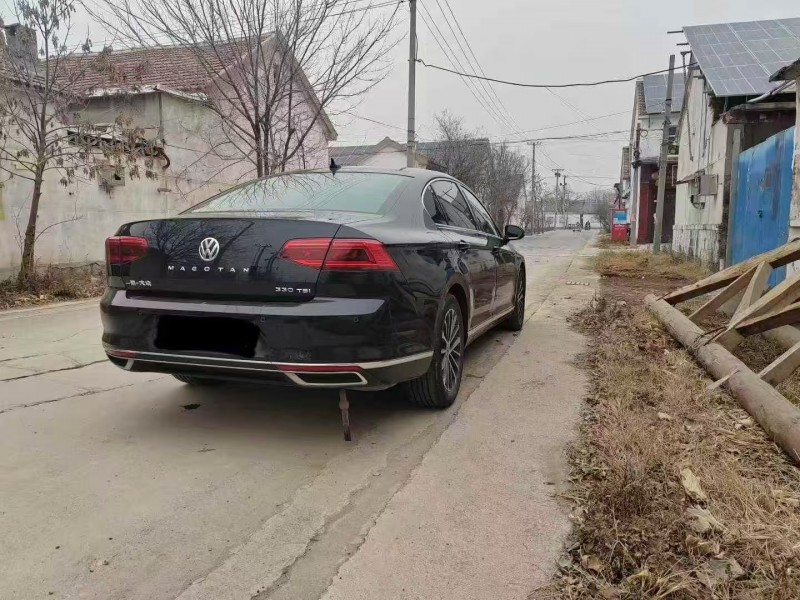 青岛20年大众迈腾9