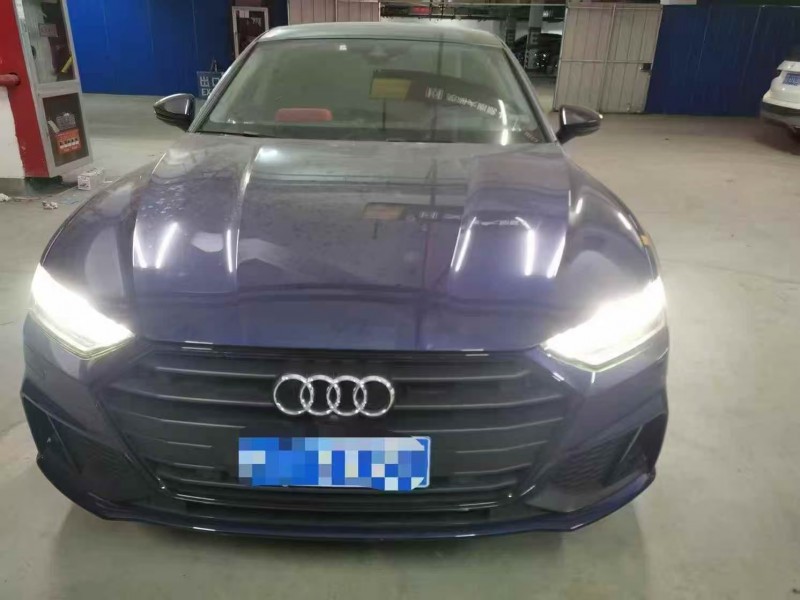 青岛21年奥迪A7L1