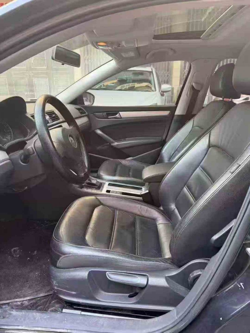 张家界16年大众帕萨特4