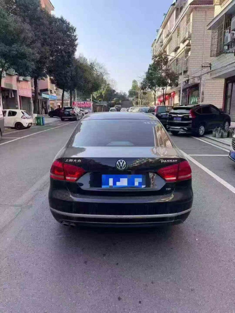 张家界16年大众帕萨特8