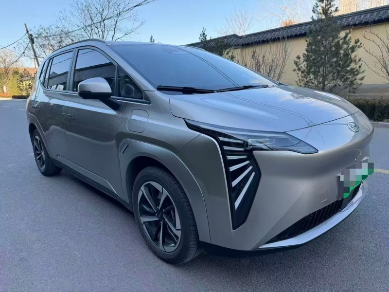 淄博25年傳祺埃安Y3