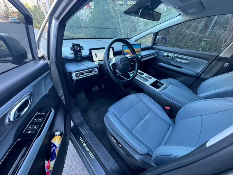 淄博25年傳祺埃安Y4