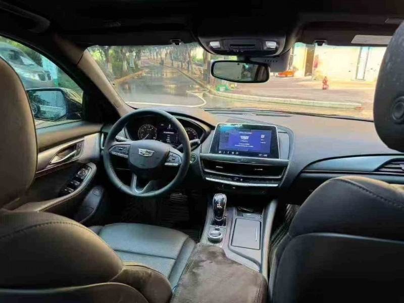 重慶23年凱迪拉克CT53