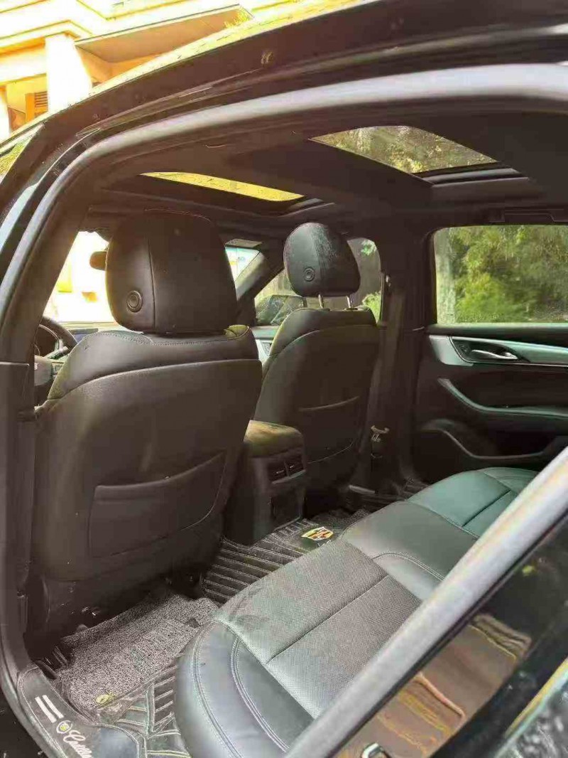 重慶23年凱迪拉克CT54