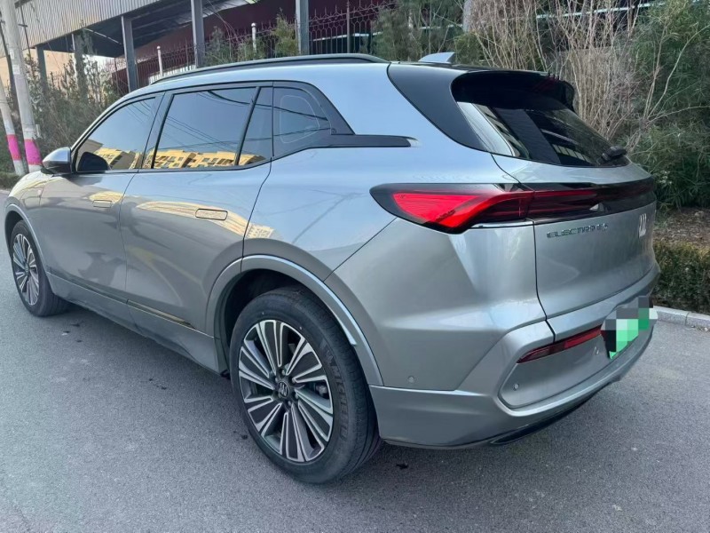 淄博24年别克E57