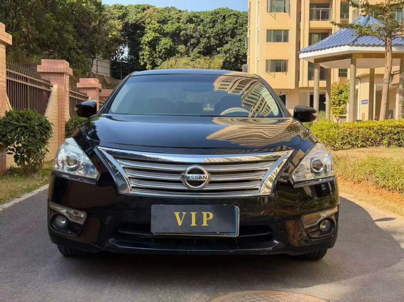 东莞13年日产天籁1