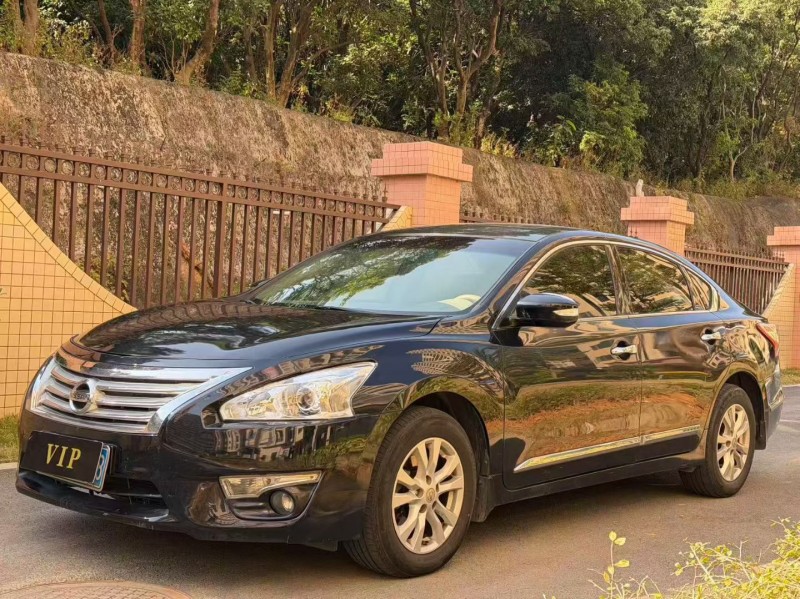 东莞13年日产天籁2