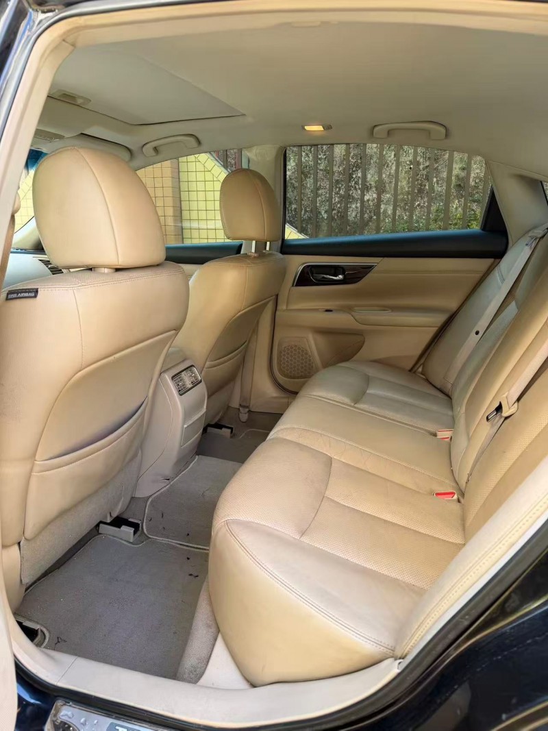 东莞13年日产天籁4