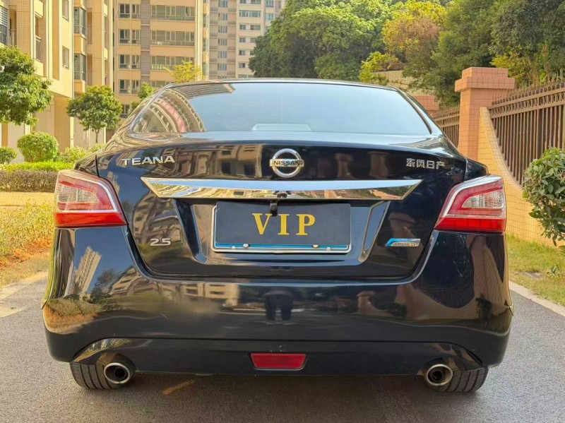 东莞13年日产天籁8