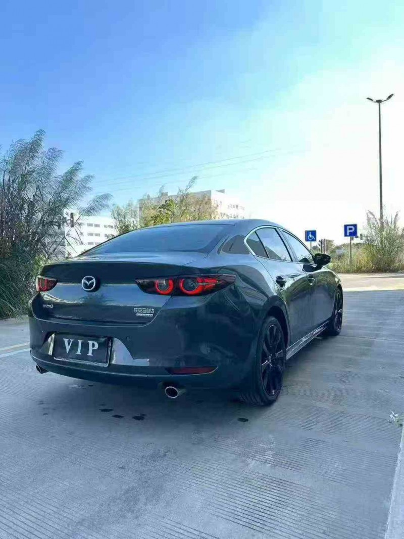 梧州25年马自达昂克赛拉8