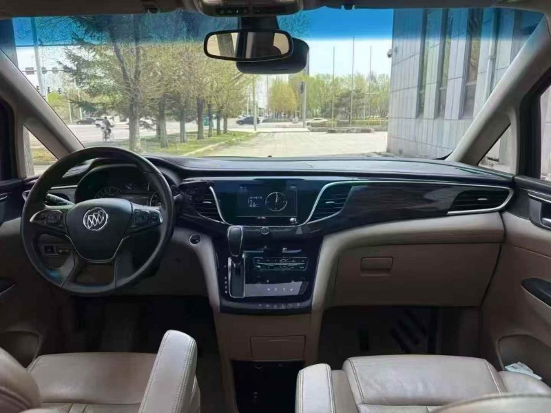 吉林18年别克GL85