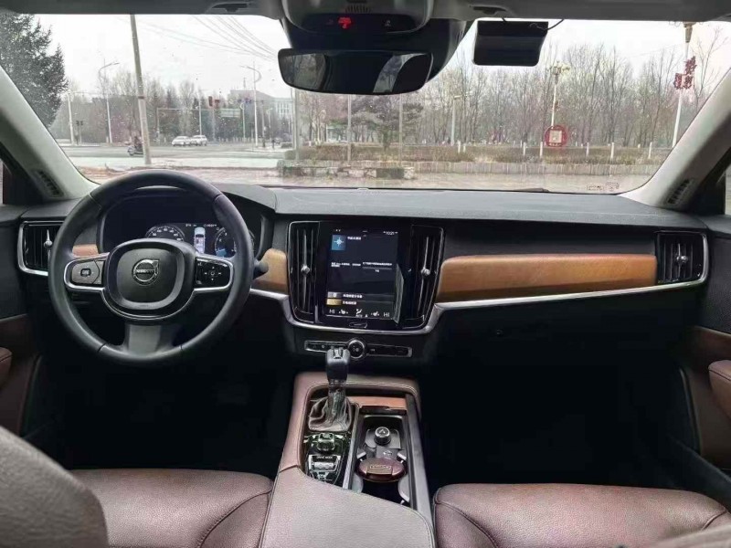 吉林20年沃尔沃S904