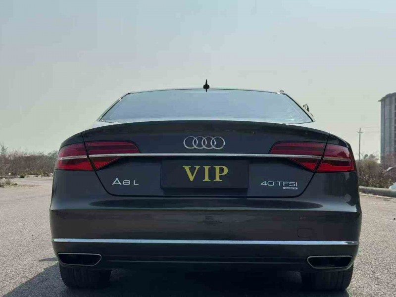 钦州18年奥迪A8L8