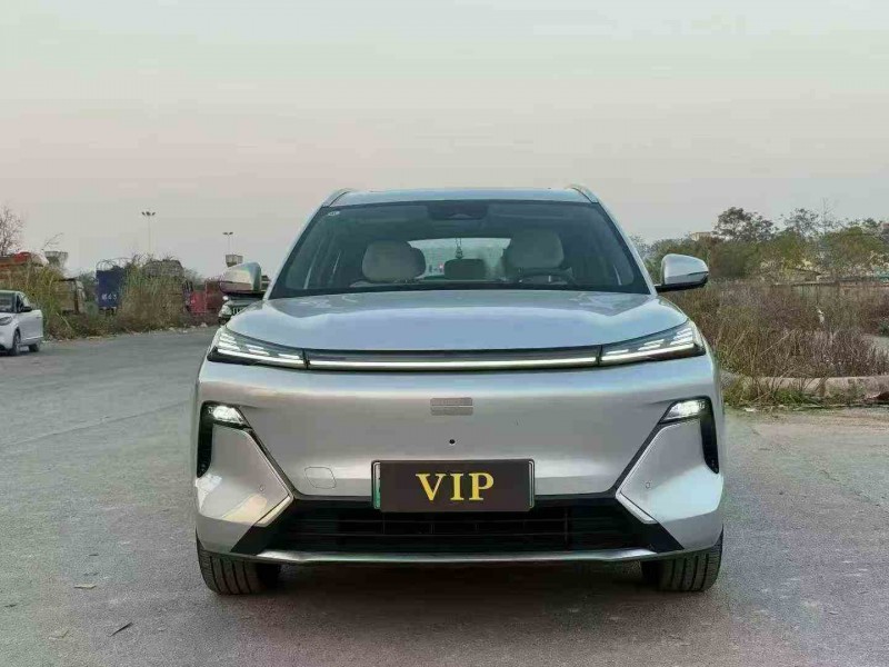 貴港25年吉利銀河1