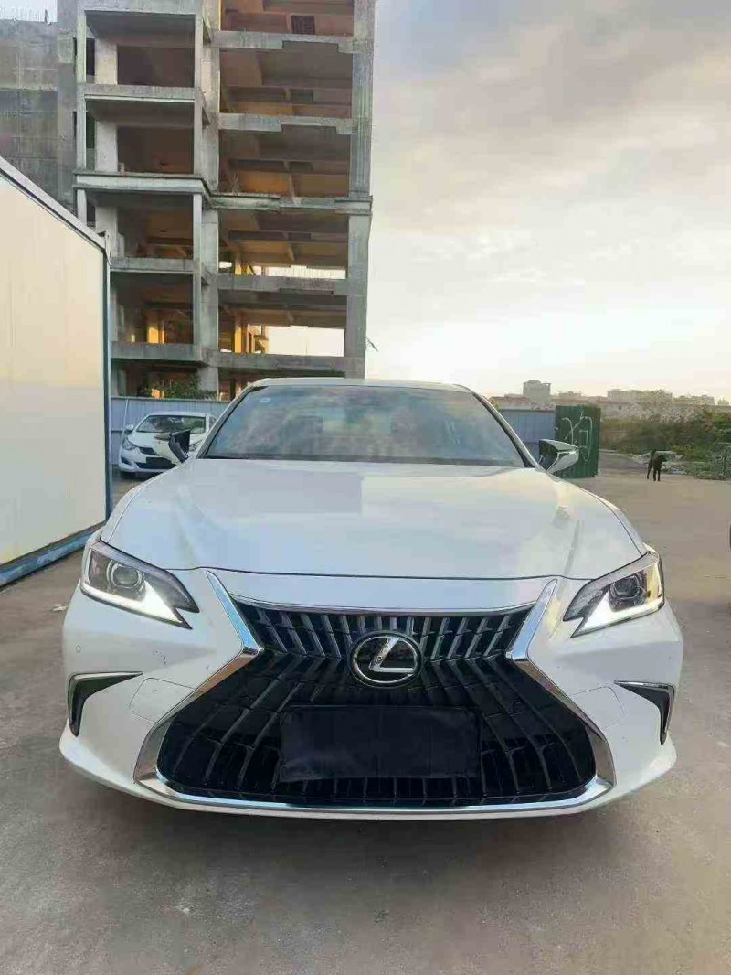 北海24年雷克薩斯ES1