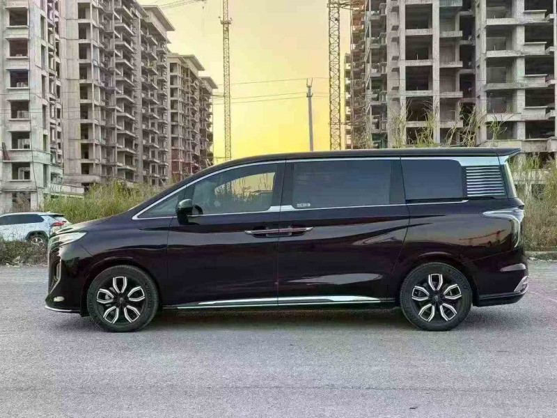 桂林22年红旗HQ95