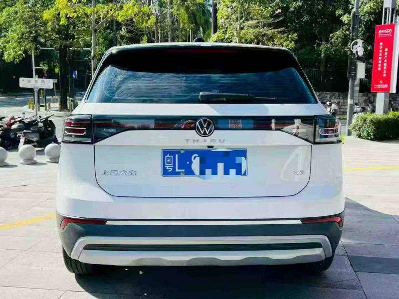 深圳25年大众途岳8