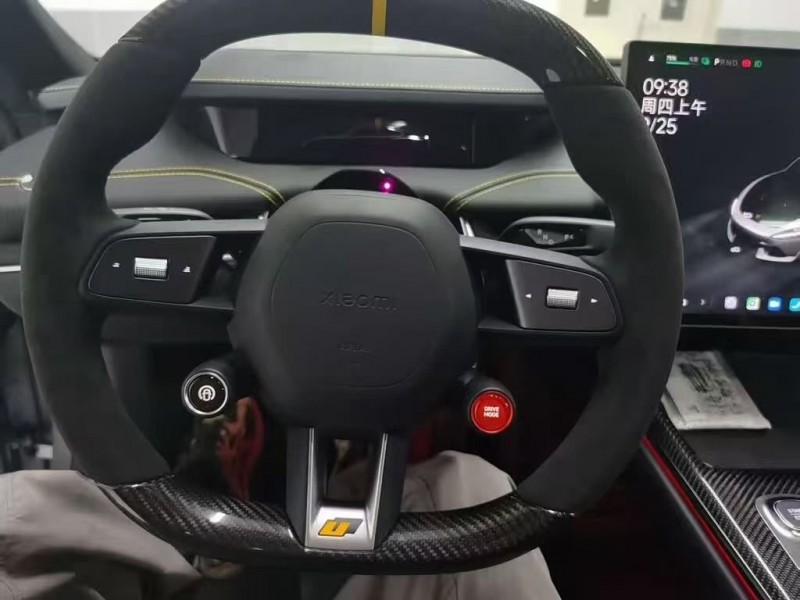 襄阳25年小米SU76