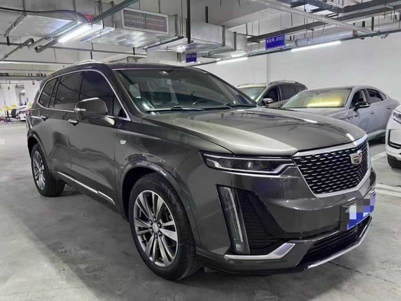 成都21年凯迪拉克XT62