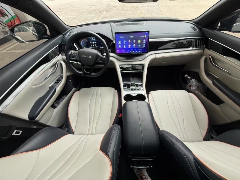 保定23年比亚迪宋6