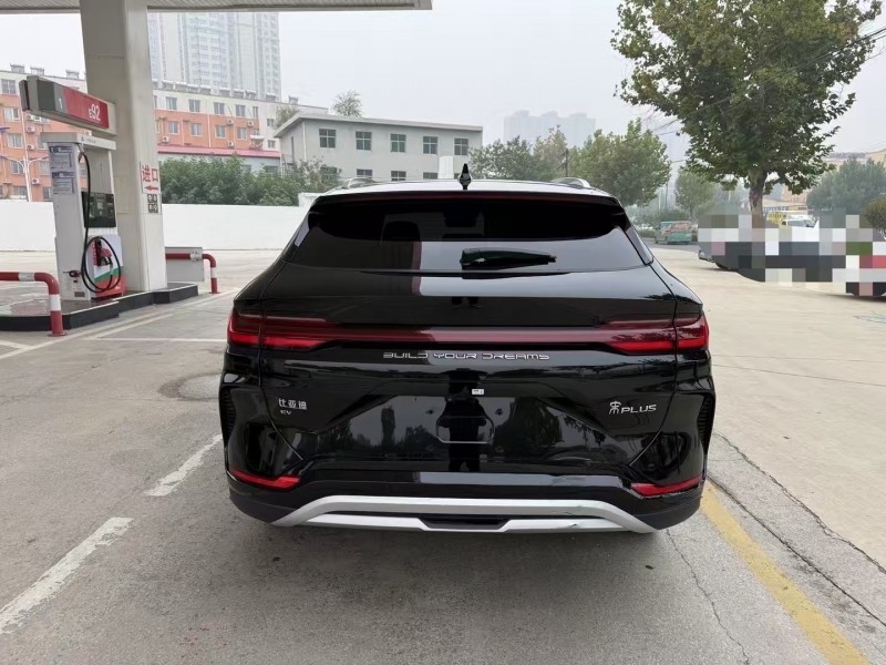 保定23年比亚迪宋9