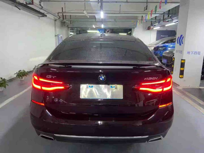 成都19年宝马6系9