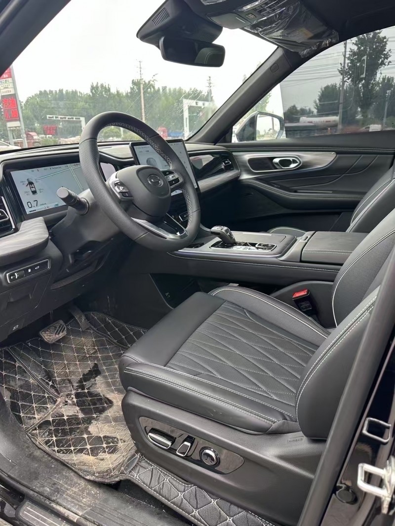 保定25年传祺GS84