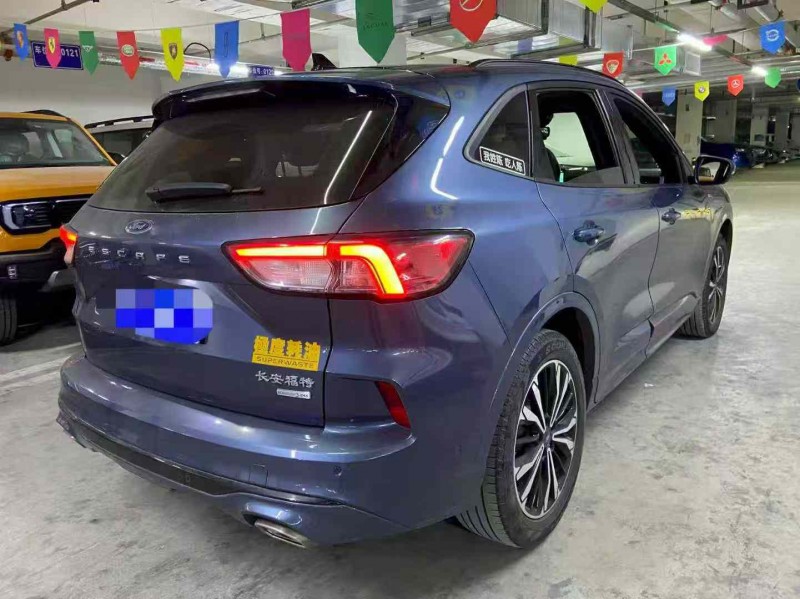 成都20年福特锐际8