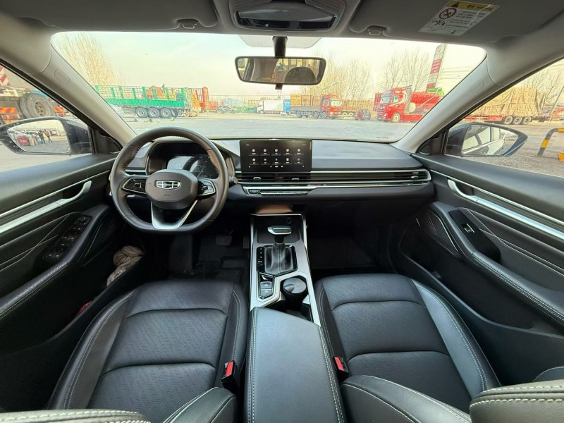 保定22年吉利帝豪6