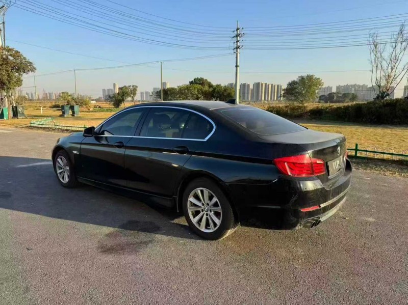 苏州16年宝马5系8