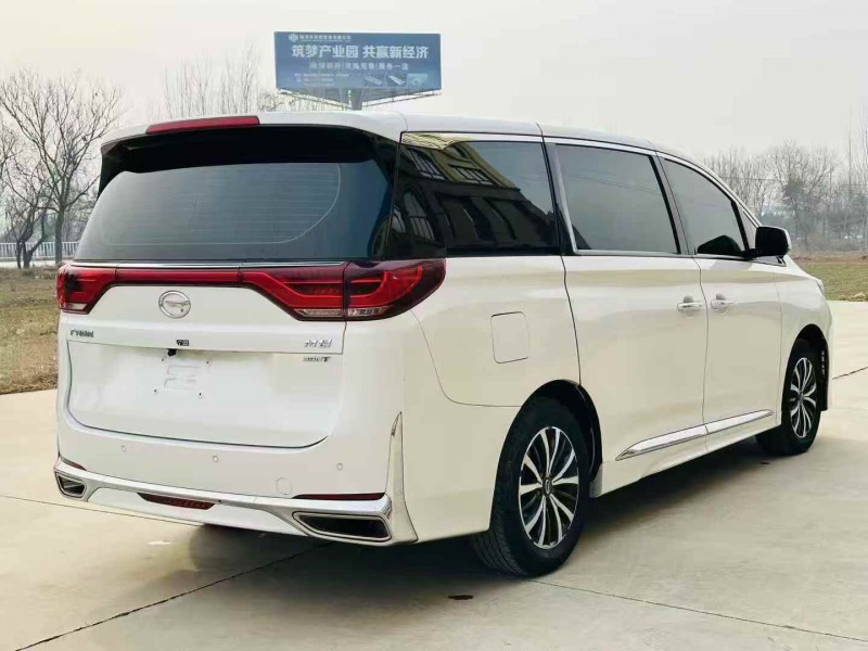 济宁22年传祺M8/GM88