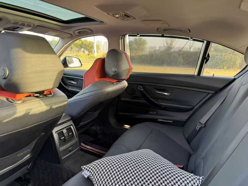 苏州19年宝马3系6