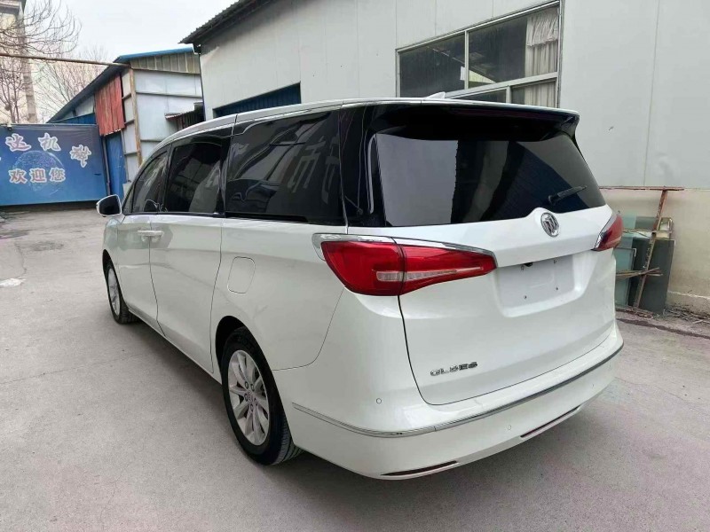 济宁19年别克GL87