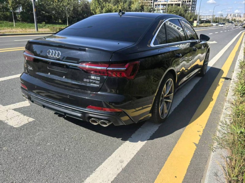 四平20年奥迪A6L3