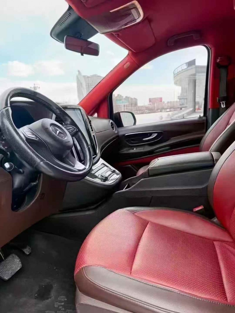 吉林17年奔驰威霆4