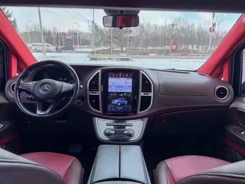 吉林17年奔驰威霆5