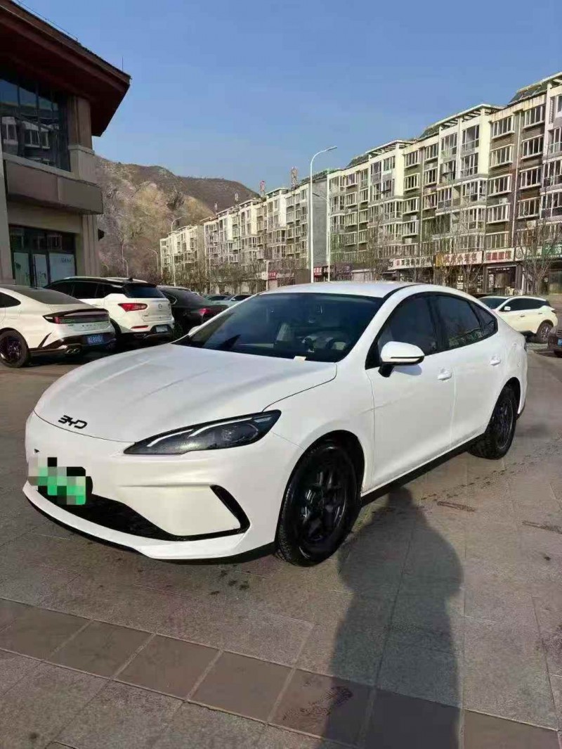 邯郸25年比亚迪海豹3