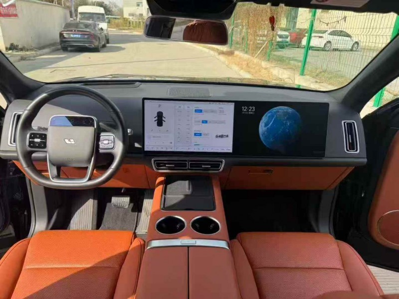 淮安23年理想L85