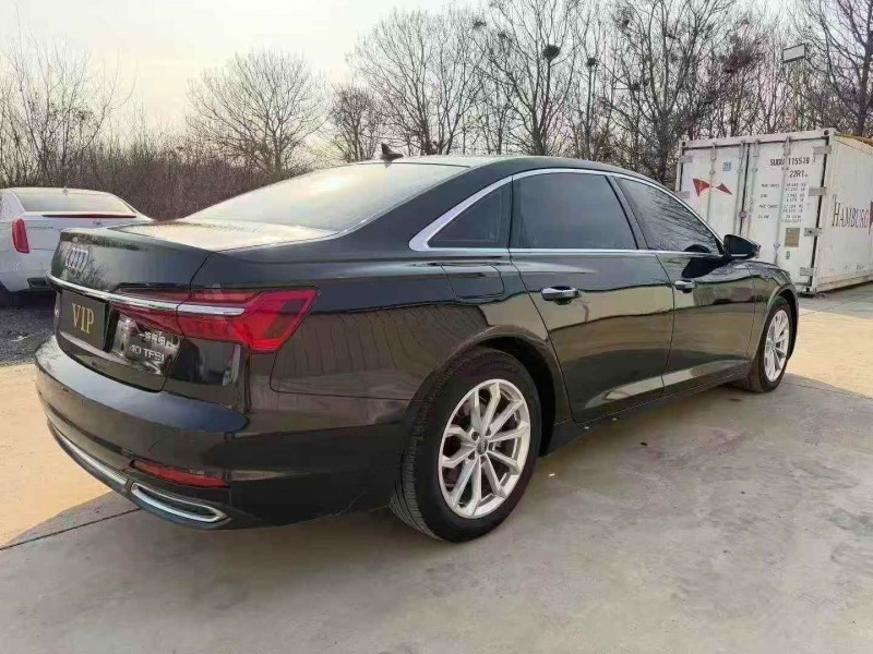 济宁19年奥迪A6L9