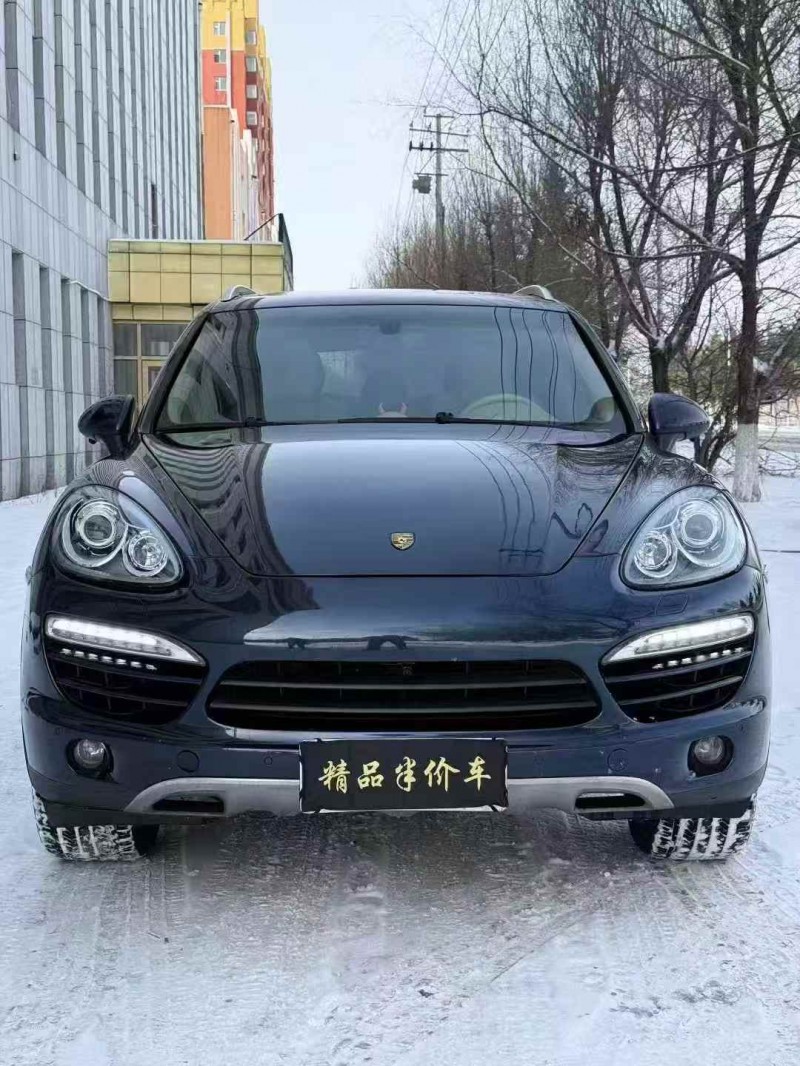 吉林14年保时捷卡宴1