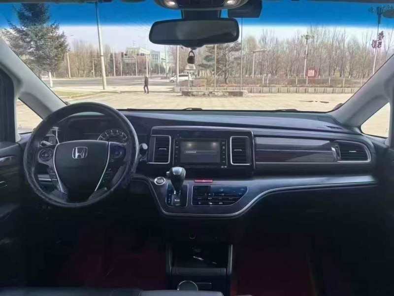 吉林18年本田艾力绅5