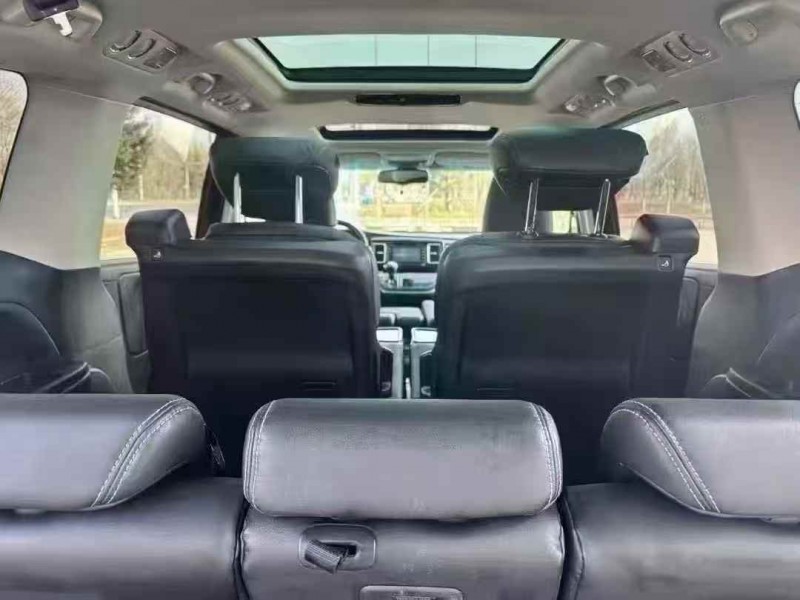 吉林18年本田艾力绅7